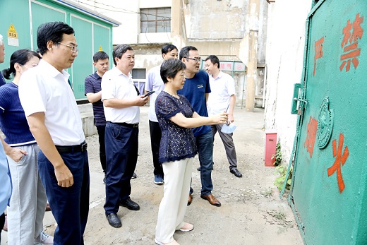 强化工业遗产；ず屠    市领导率队来集团开展执法调研